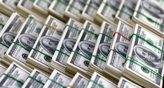 الدولار يهبط مقابل الين