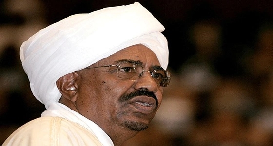 " البشير " يتحدى أمريكا: لن يتم حظر الحركة الإسلامية