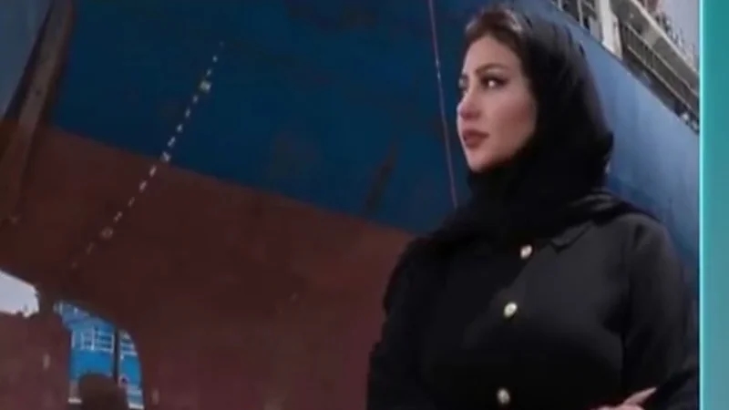 بالفيديو.. سارة سلامة تحيي عيد ميلادها بوصلة رقص مثيرة