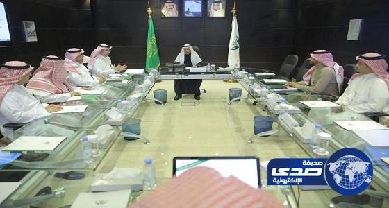 وزير العمل يلتقي نظيره المغربي على هامش المؤتمر الدولي بجنيف