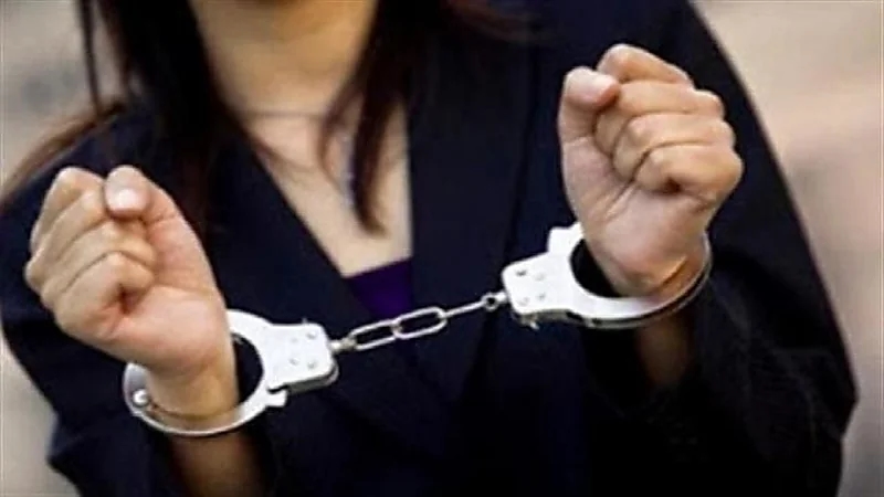 عصابة تستدرج الضحايا لسرقتهم بواسطة فتاة حسناء