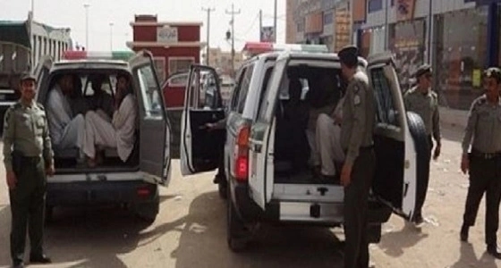 شرطة الجوف تضبط 21 مخالف لأنظمة العمل والإقامة وأمن الحدود