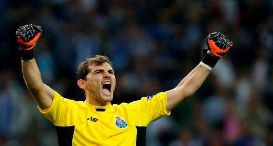 كاسياس يعادل إنجاز رونالدو ويدخل نادي الـ100 بدوري الأبطال