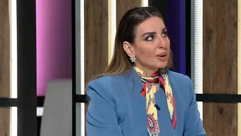 بالفيديو.. أمريكي يضع طفله الرضيع داخل بقرة مذبوحه .. والسبب غريب!