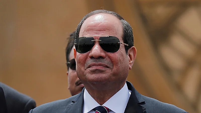 رسالة السيسي التي أنهت أزمة السفينة الجانحة