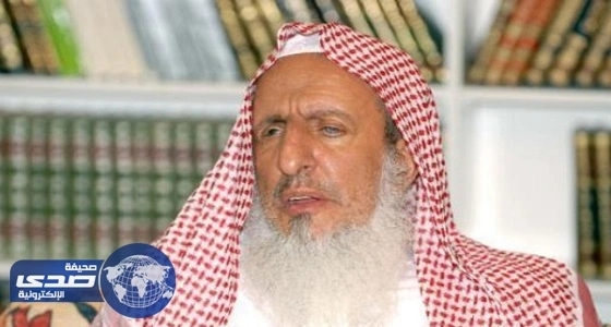 بالفيديو.. مفتي المملكة يحذر من قنوات ومواقع تبث أفكارًا سيئة