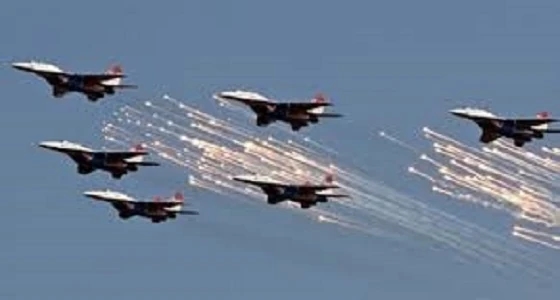 التحالف العربي يحذر اليمنيين من التواجد في أماكن الحوثيين