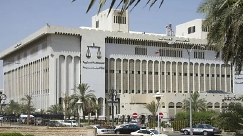بالصور.. النقل تباشر تنظيف طرق مشعري عرفة ومزدلفة