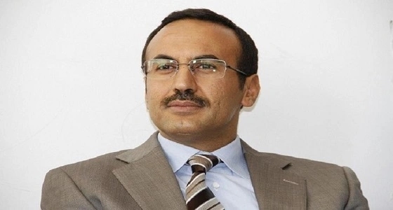 أحمد علي عبدالله صالح ينفي وجود أي حساب علي " فيسبوك وتويتر "