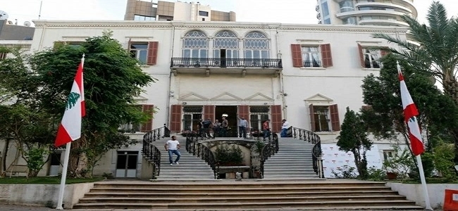 لبنان تستعيد 3 قطع أثرية مسروقة