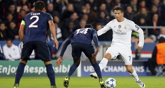 رئيس الحكومة الإسبانية يحتفل بفوز ريال مدريد