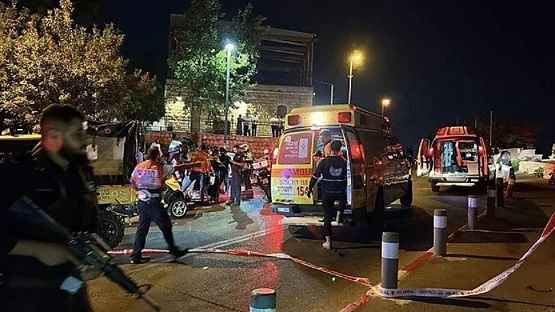 بالفيديو: مصرع 8 إسرائيليين في إطلاق النار بمستوطنة نافيه يعقوب بالقدس