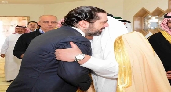 بالصور.. " الحريري " يغادر العاصمة إلى لبنان