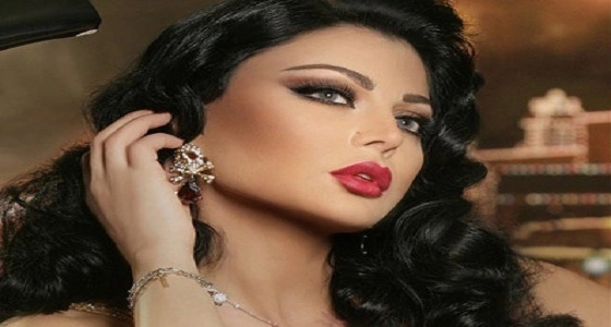 بالفيديو.. هيفاء وهبي تحتفل بعيد ميلاد والدتها