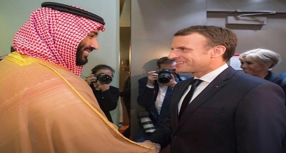 شاهد.. الرئيس الفرنسي مانويل ماكرون يصل المملكة