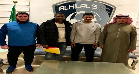 بالفيديو.. صحفية تسأل المعلمي سؤال وصف بالغريب
