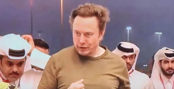 بالفيديو.. سياسيون يقضون الليل في شوارع باريس تضامنا مع المشردين