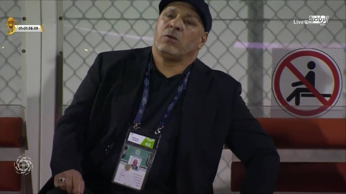 استخراج جثة طفل من أحشاء تمساح