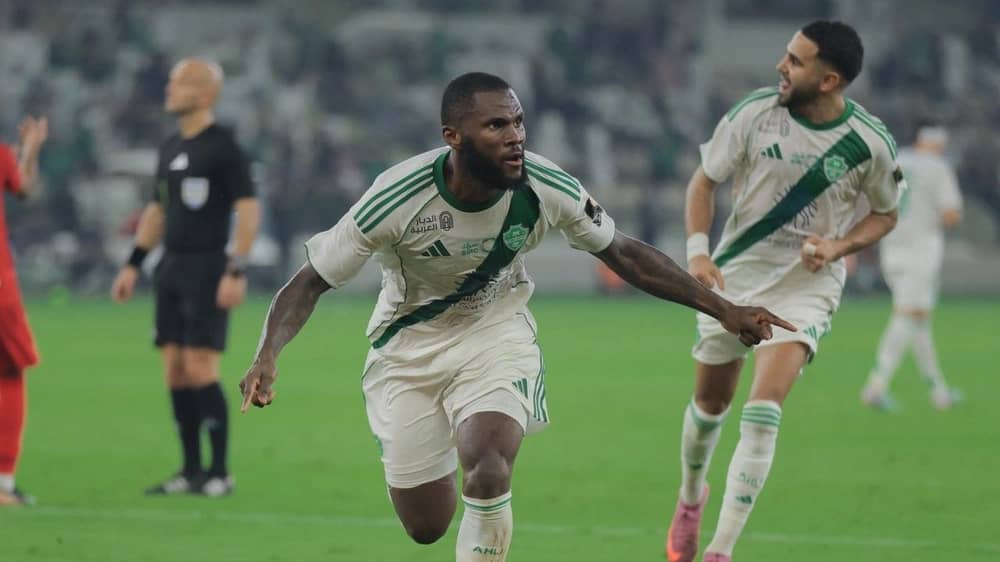 بالفيديو.. سائق شاحنة ينقذ الصين من كارثة