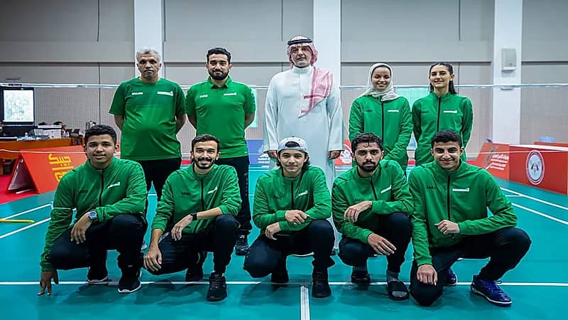 بالصور.. هيا ومعاذ يتأهلان لدور ١٦ في كأس العرب للريشة