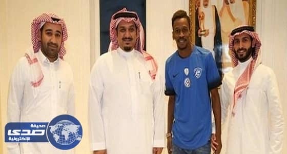 القحطاني: عزمي بشارة الحاكم الفعلي لقطر والمسؤول عن التصريحات الرسمية