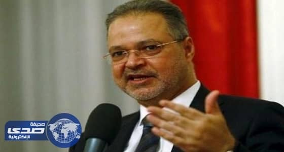 الحكومة اليمنية تجدد التمسك بالمرجعيات الثلاث وتحذر من شرعنة الإنقلاب والسكوت على جرائمه