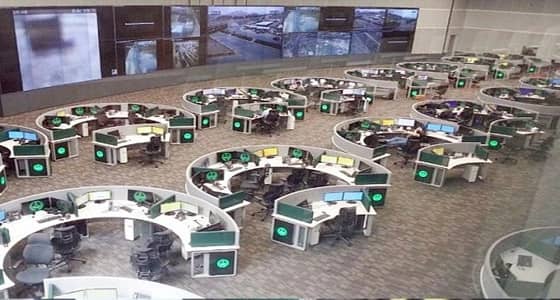 انقلاب صهريج مياه أثناء تفريغ حمولة لمنزل بقمة أحد المرتفعات بمكة