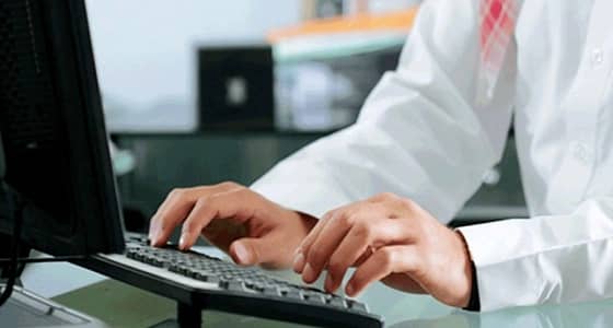 مبادرة " كلنا أونلاين " تستهدف ٥٥ مدرسة للتوعية بمخاطر الإنترنت