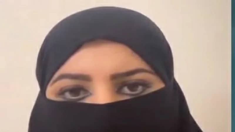 بالفيديو.. فتاة تطلب في مقطع حي زواج مسيار 