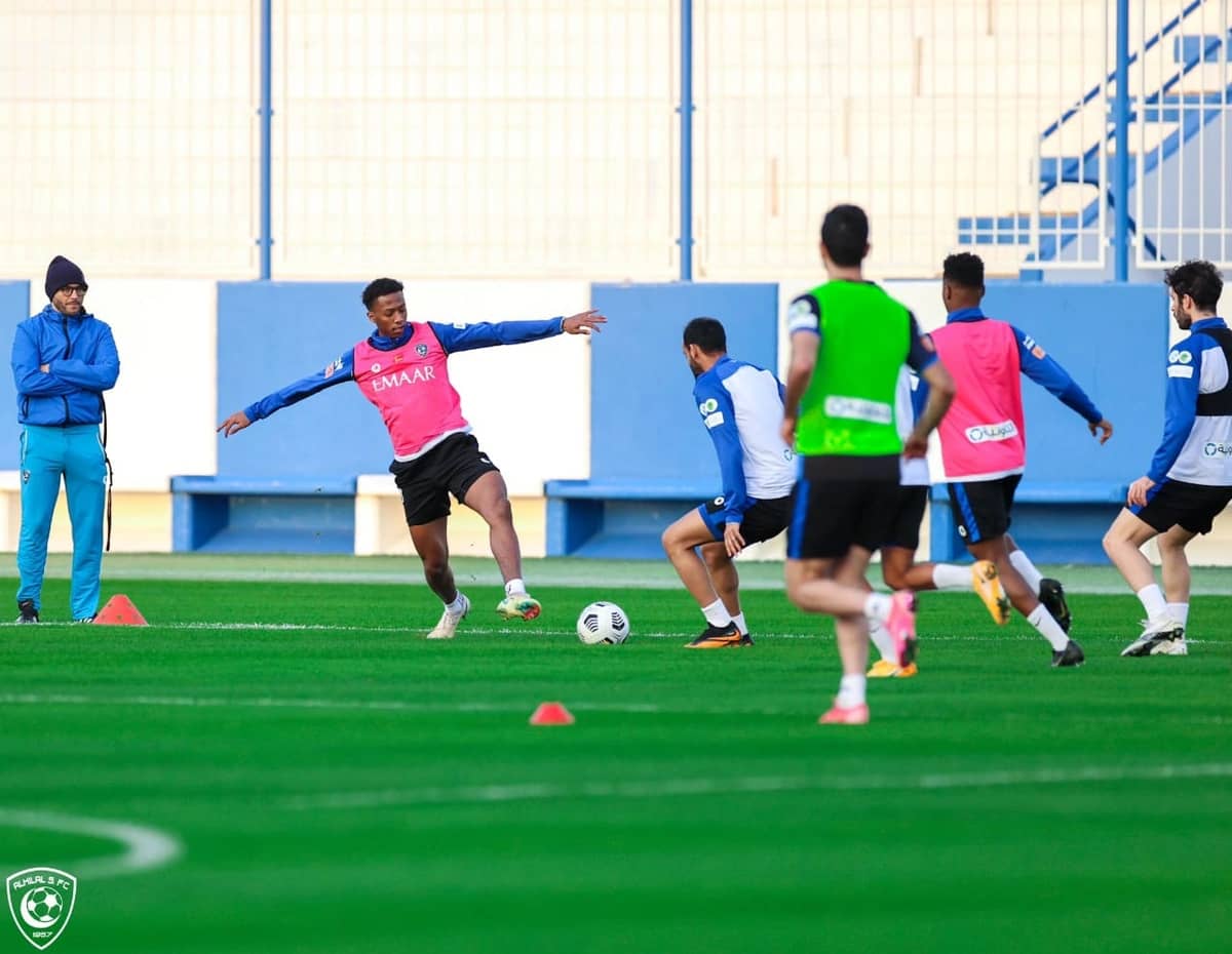 شاهد.. التحالف يحبط هجوما وشيكا في مأرب 