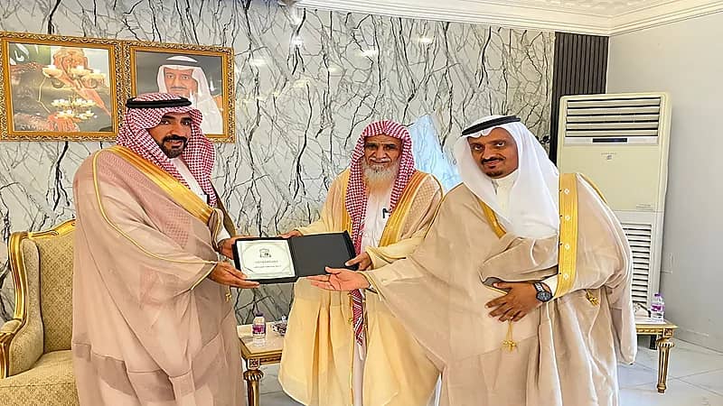 القبض على أب عرض طفلته للبيع مقابل 50 ألف