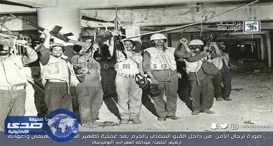 بالفيديو.. سيارة زفاف مزينة بالفاكهة تثير ضجة بمواقع التواصل