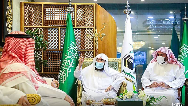 ‏السديس للقيادات برئاسة الحرمين : "للإمامة والأذان عظيم المكانة والمسؤولية"