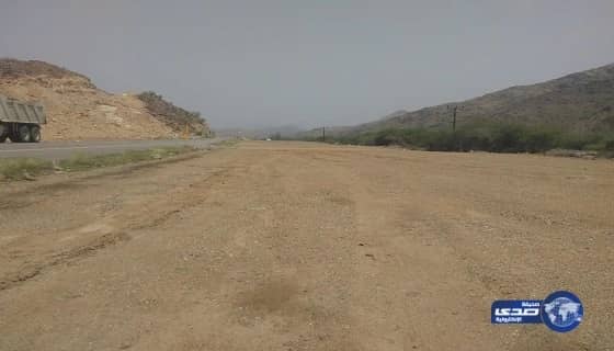 توقف العمل في مشروع انشاء ازدواج بطريق المخواه العرضيات