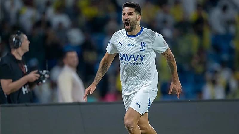 مانشستر يونايتد يسعى لضم ميتروفيتش