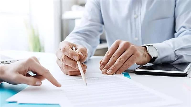 عقوبة الغياب عن العمل بعد إجازة العيد