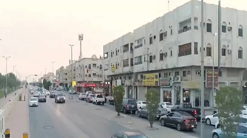 تعرف على الأسواق الشهيرة في الثقبة بالخبر "فيديو"