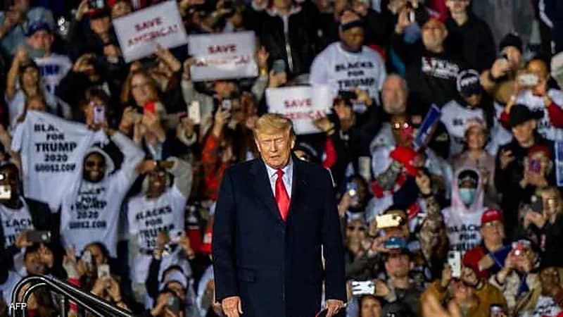 "ترامب": سياسات بايدن ستشعل حرب عالمية ثالثة