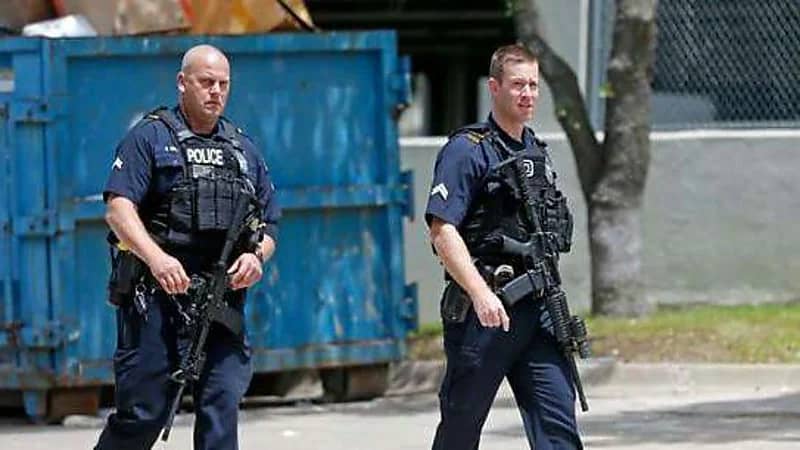 إصابة 3 ضباط من الشرطة الأمريكية إثر إطلاق نار كثيف