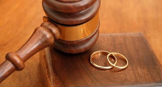 مأذون يكشف عن طرق تمكن المرأة من الانفصال الشرعي بعيدا عن الخلع