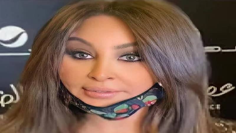 بالفيديو.. إليسا تفاجيء الجمهور بملامح مختلفة في حفلها بالرياض