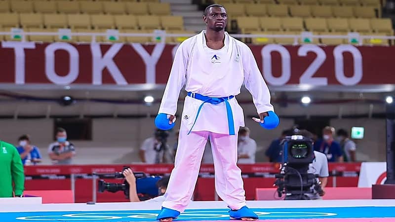المملكة تضمن ميدالية في أولمبياد طوكيو بعد تأهل طارق حامدي لنصف نهائي الكاراتيه