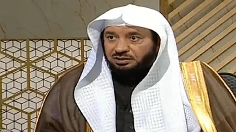 "السحيباني": الذي يتوفى معه شخص في السيارة عليه صيام شهرين متتاليين إذا كان مُخطئ (فيديو)