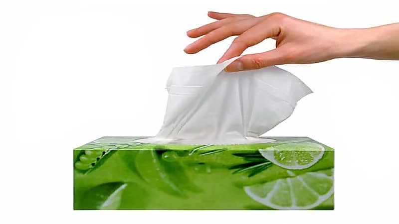 بالفيديو .. أخصائي : مادة صبغة المناديل قد تسبب العقم والإجهاض