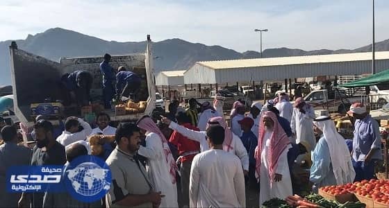 بلدية العرضية تشن حملة لضبط المخالفات بالسوق الشعبي