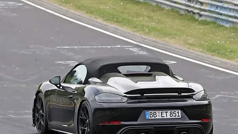 بالصور.. مواصفات بورش 718 بوكستر سبايدر RS الجديدة