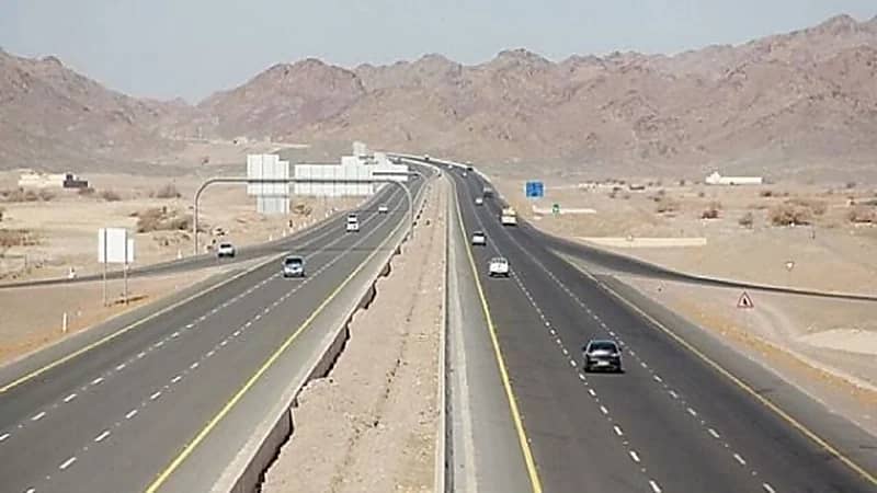 تنبيه لمستخدمي طريق ’’المدينة المنورة -ينبع السريع "