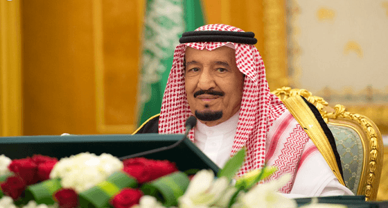 خادم الحرمين الشريفين يغرد: أهنئكم بعيد الفطر من جوار بيت الله الحرام