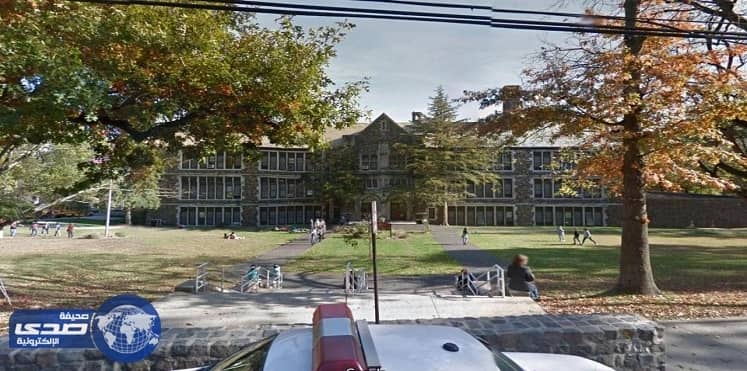 بالصور.. مزاد لبيع طالبة سمراء لزملائها البيض بمدرسة أمريكية