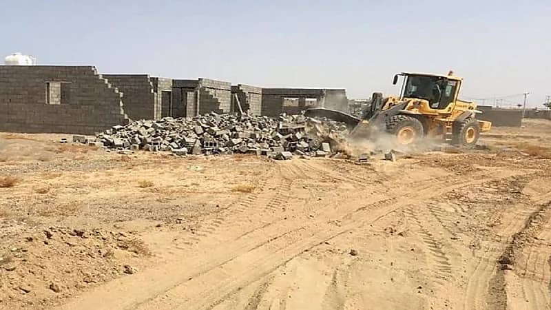 إزالة عدد من التعديات على أراضي حكومية بالمزاحمية